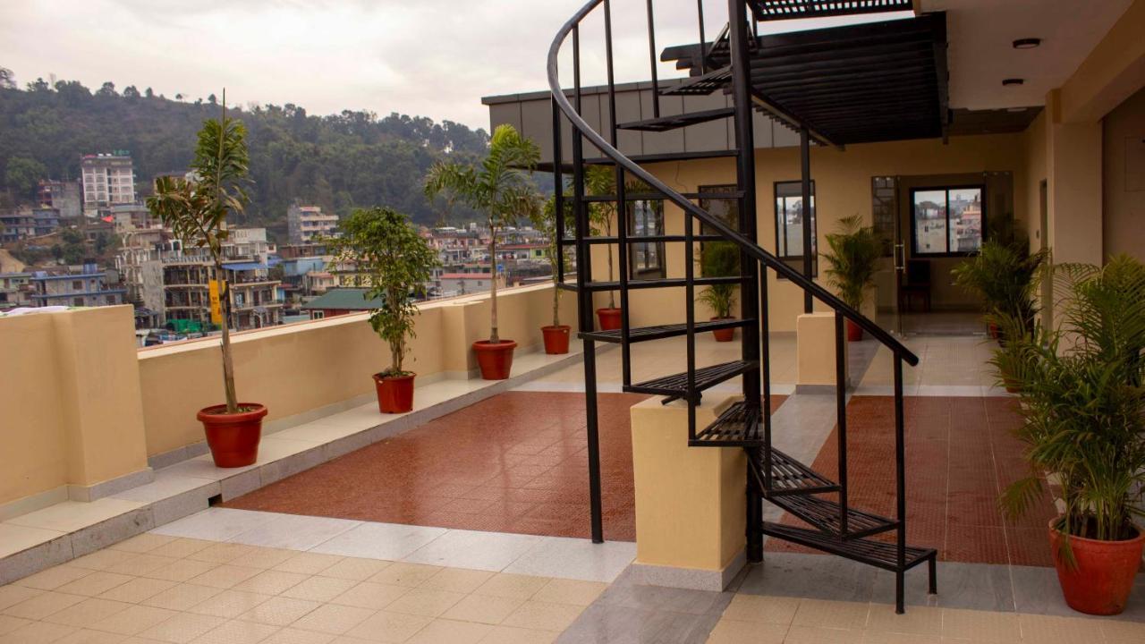 Hotel Silverline Pokhara Eksteriør bilde
