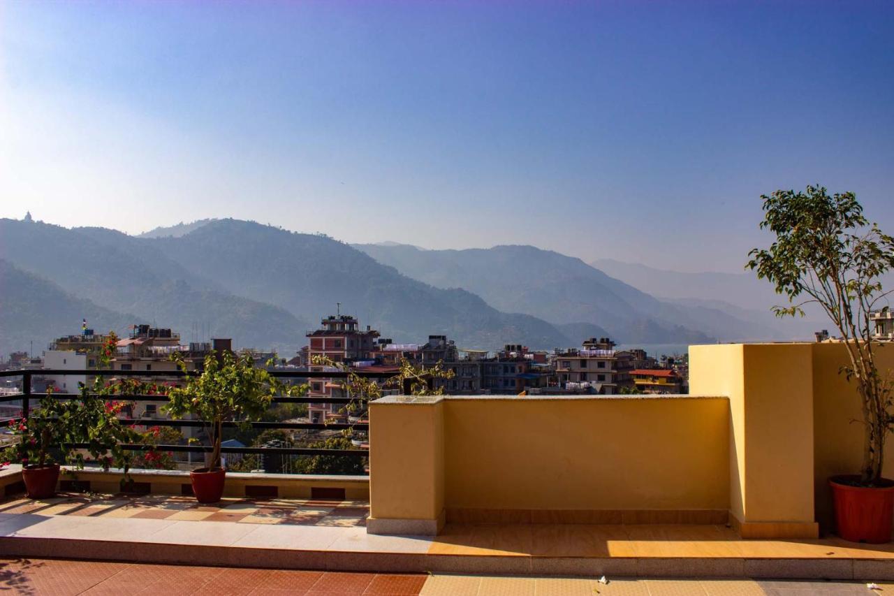 Hotel Silverline Pokhara Eksteriør bilde